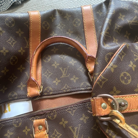 Louis Vuitton Bandolier 55 Authentic - Picture 8 of 16